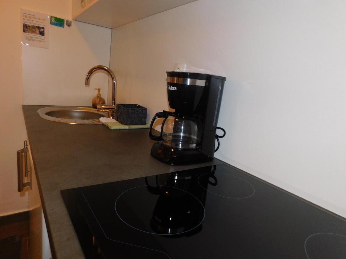 Modern Center Studio Under The Castle V Apartment Любляна Екстериор снимка