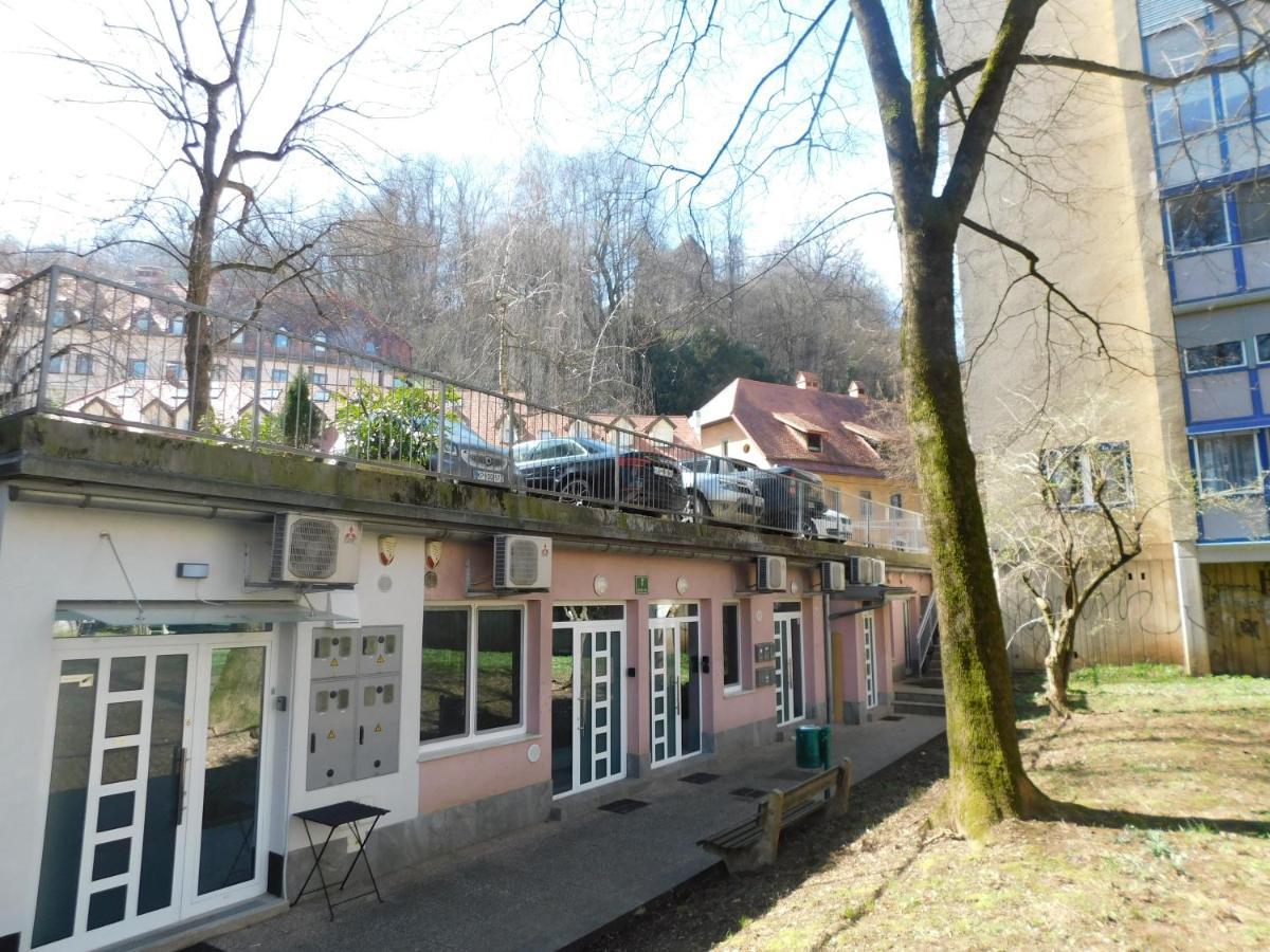 Modern Center Studio Under The Castle V Apartment Любляна Екстериор снимка